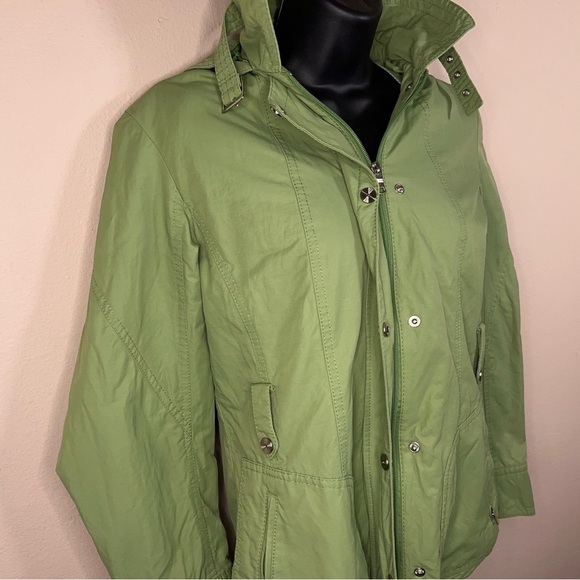 SMALL VINTAGE GALLERY BRAND WINDBREAKER JACKET COAT GREEN NYLON LINED HOODED - Picture 4 of 12